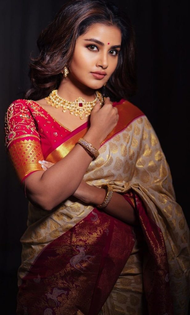 Anupama Parameswaran Ethnic Outfit Style And Looks K4 Fashion