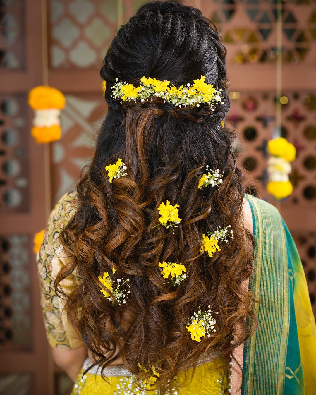 Wavy Haldi Hairstyle