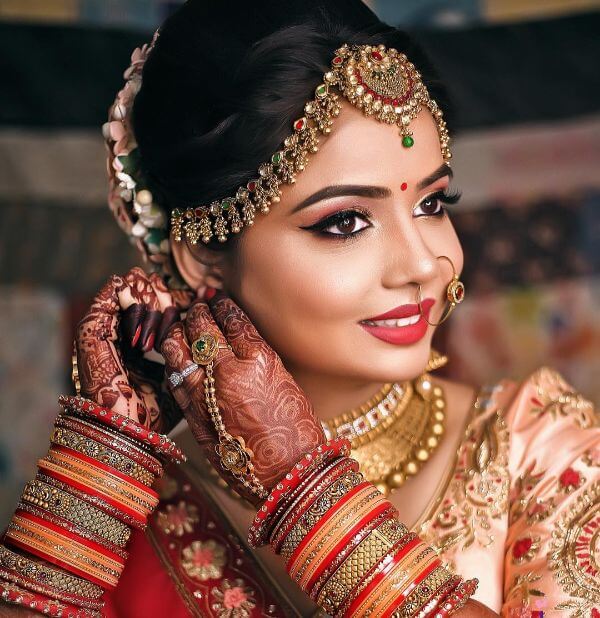 Indian Bridal Makeup Looks Popular in 