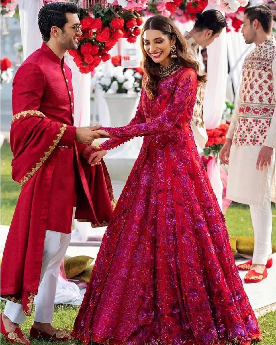 33+ Unique Outfit Combinations for Brides & Grooms!  Engagement dress for  bride, Engagement dress for groom, Couple wedding dress