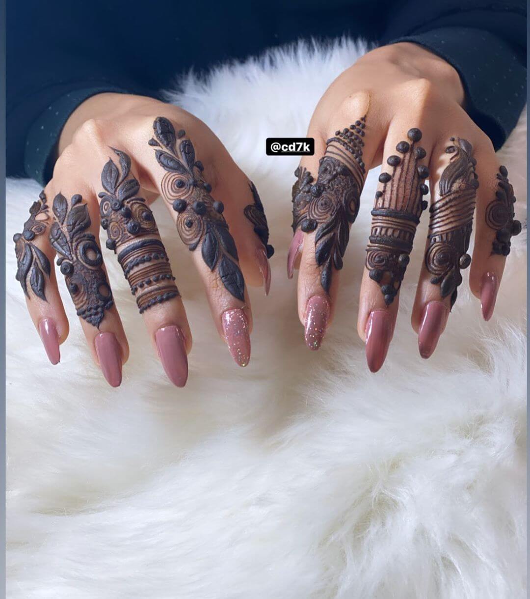 Khafif Mehndi Designs For Fingers (13) - K4 Fashion