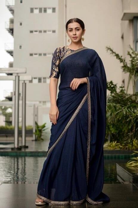 Nikki-Galrani-In-Navy-Blue-Plain-Saree-With-Golden-&-Blue-Blouse-Outfit -  K4 Fashion