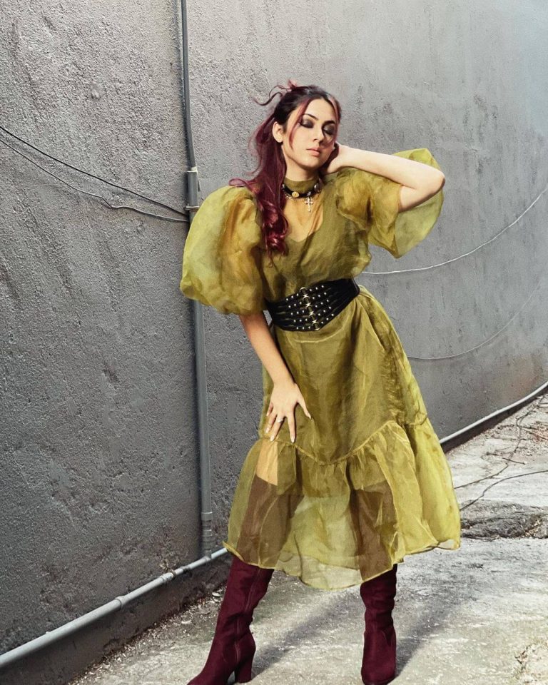 Reem Shaikh Outifts And Looks That Blow Your Mind - K4 Fashion