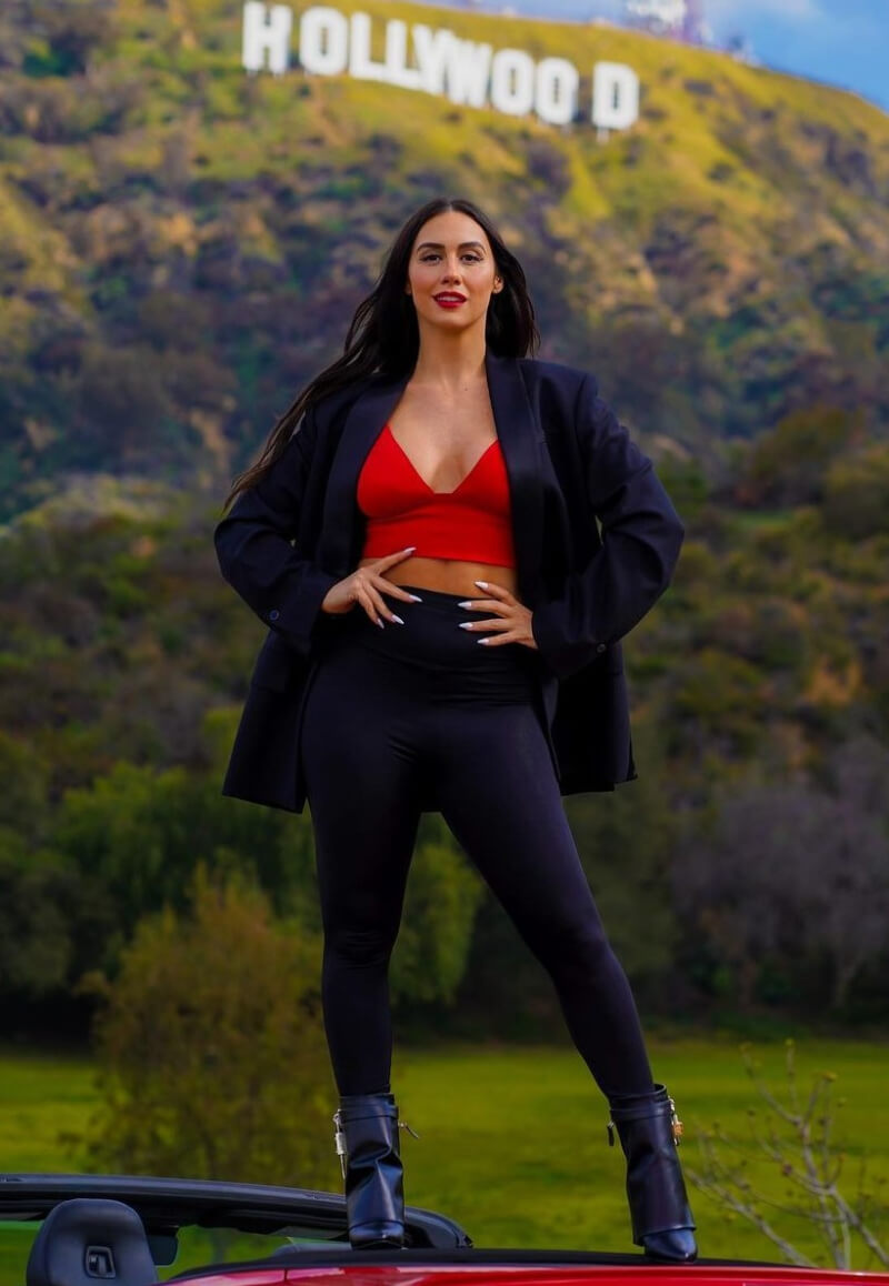 Lauren Gottlieb In Red Cami Top and Blazer With Jeggings