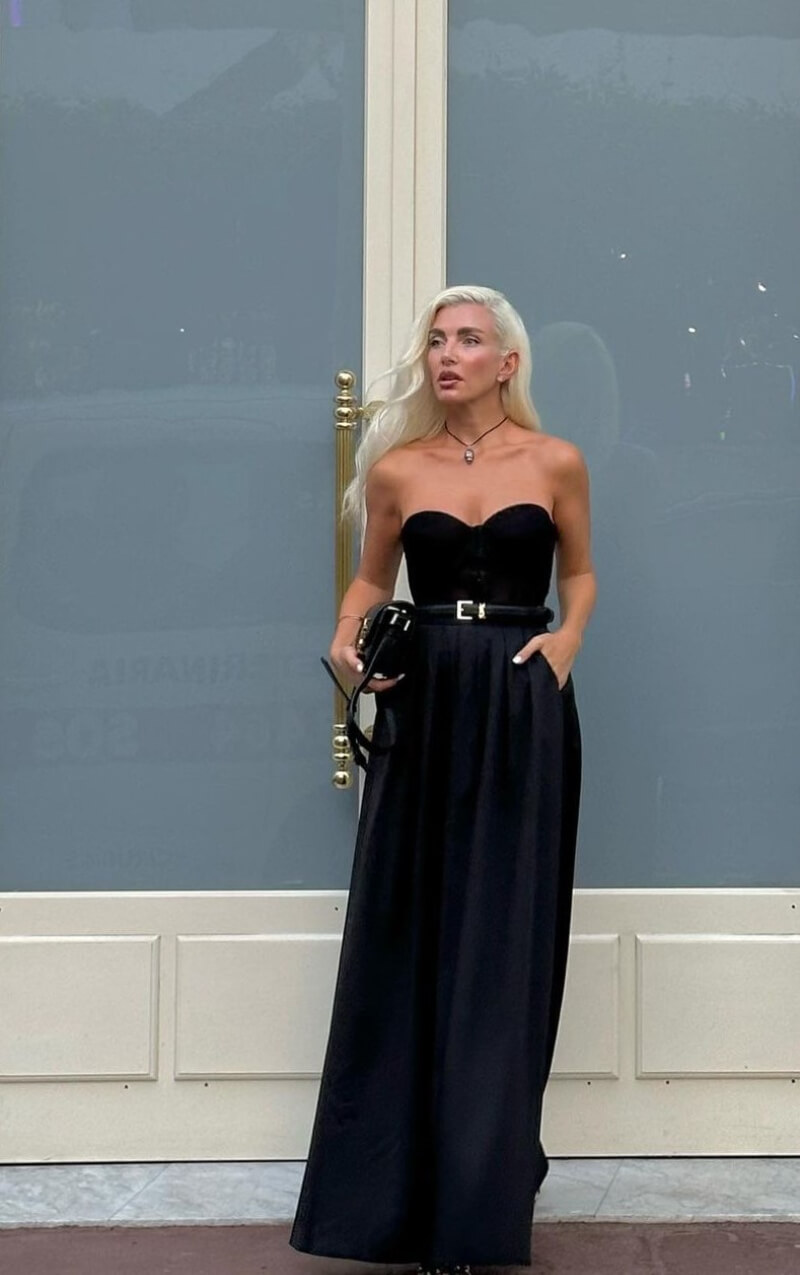 Antoniya Toneva In Black Sweetheart Neck Strapless Long Dress
