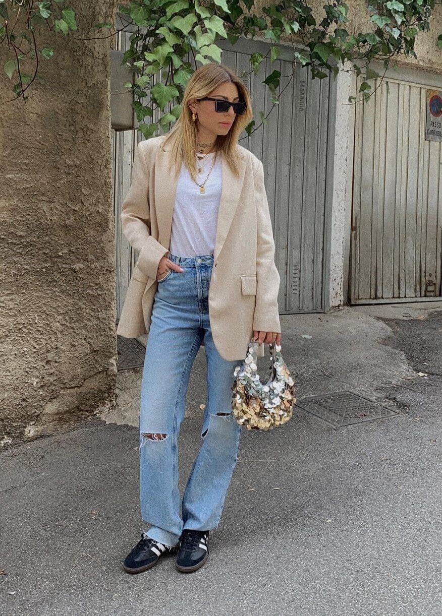Chiaramonteleone In Off White Blazer With Ripped Jeans