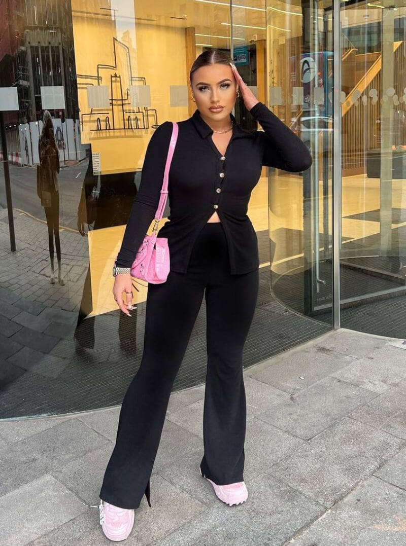 Georgia Portogallo In Black Long Shirt With Pants