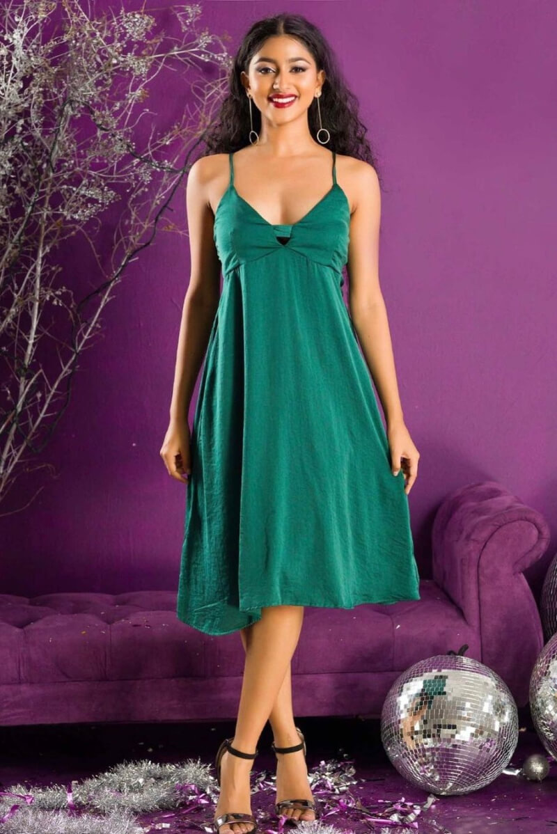 Shanelle Charuki In Green Strap Sleeves Long Dress