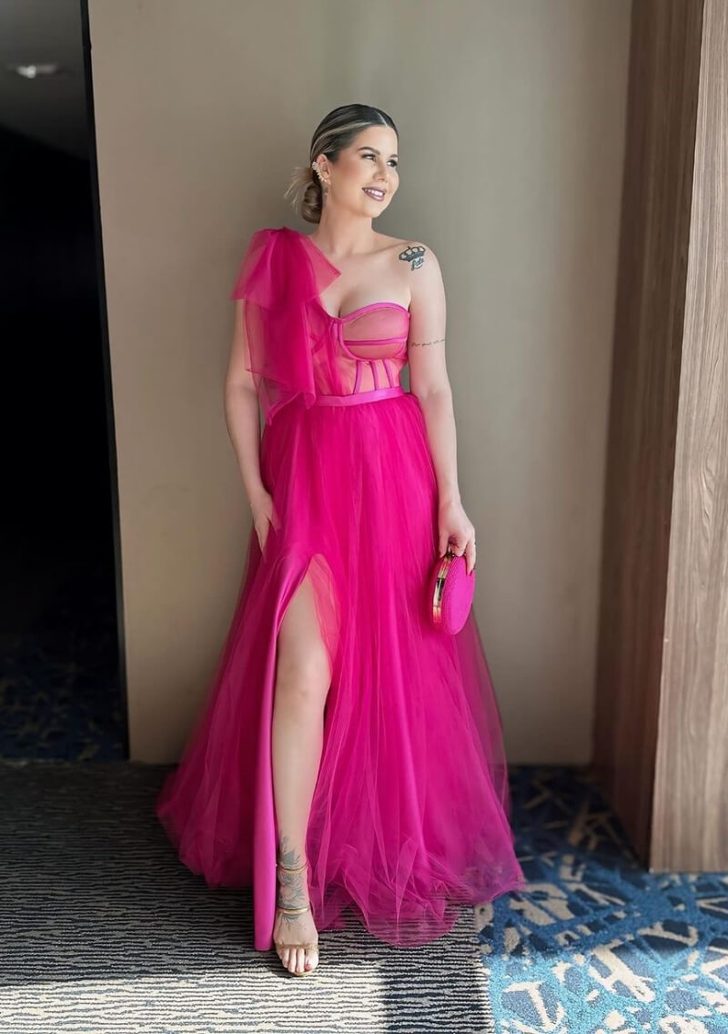 Aline Strack In Pink Asymmetrical Sleeves Gown Dress